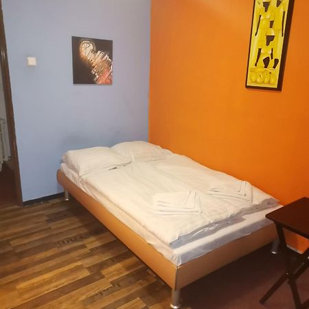 Hotel Praha Club Bed & Breakfast Buitenkant foto